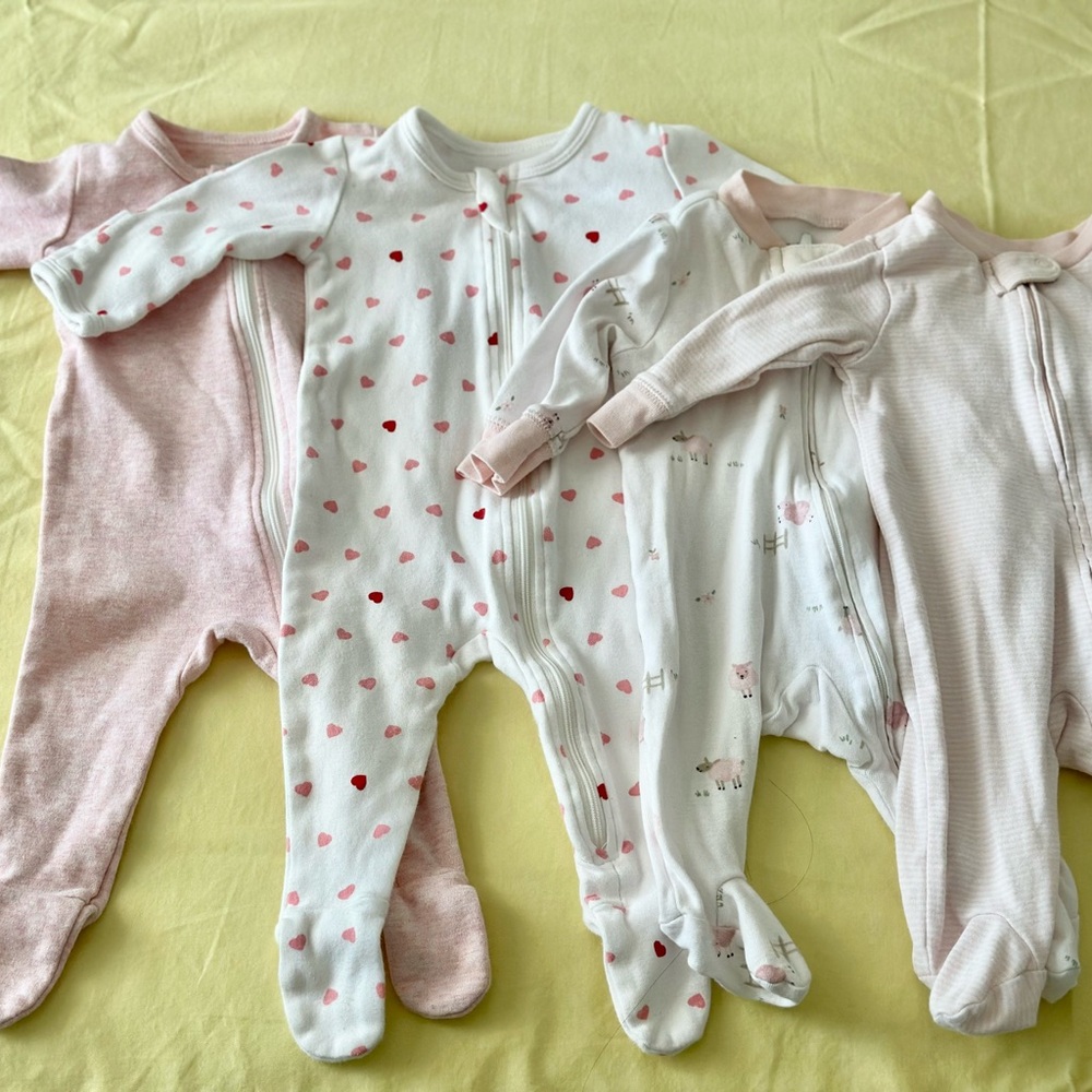 90% new Owlivia & Carters 0-3M girl footie bundle